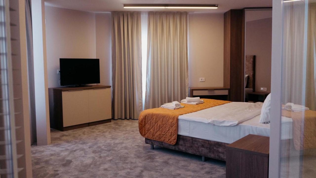 Hotel Lebed Ohrid Exterior photo